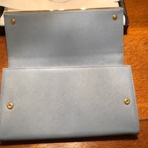 Prada wallet - Picture 3 of 8